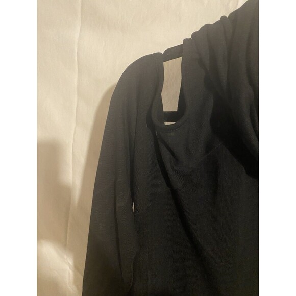 Jeans By Buffalo Cold Shoulder Cowl Neck Navy Blouse Size Large Jersey Knit - Picture 3 of 6